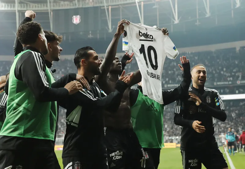 Süper Lig'de şampiyonluk yarışı kızıştı! İşte Beşiktaş, Fenerbahçe ve Galatasaray'ın kalan maçları - 13