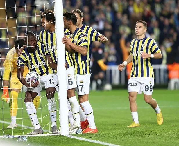 jorge-jesusun-tercihi-iste-fenerbahce-giresunspor-maci-11leri-1668240503012.jpeg