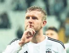 Worrall’dan Beşiktaş’a veda