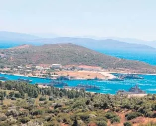 Foça Üssü’ne baskın