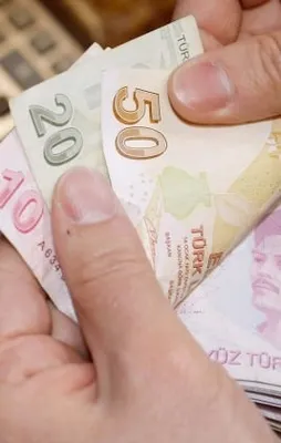 SGK'ya başvuran o paraları geri alabiliyor