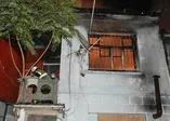İzmir'de yangın paniği! 25 papağan telef oldu