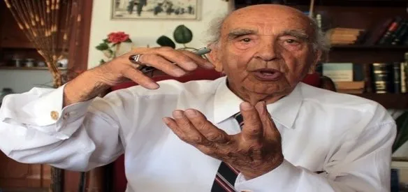 8. Cumhurbaşkanı Turgut Özal'a sunduğu tavsiye ile Ahilik Haftası kutlamalarının Türkiye'de yaygınlaşmasını sağlayan 91 yaşındaki