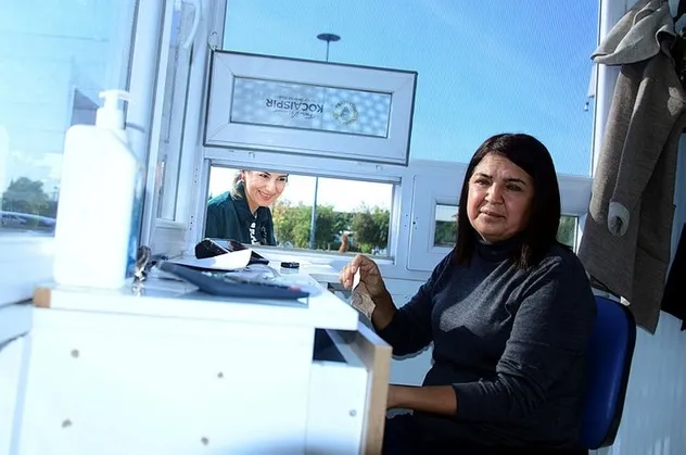 Teröriste kol kanata geren CHP'li Adana Büyükşehir Belediyesi'nin marifeti! İşten çıkarılan şehit eşine Başkan Erdoğan sahip çıktı