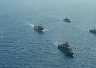 Son dakika: Başkan Erdoğanın ilk cevabı aldılar dediği gerilimin perde arkası ortaya çıktı: Yunan gemisi kaçtı