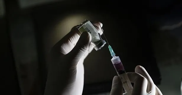 Yunanistan’da Kovid-19 aşısı olmayan 60 yaş üstüne para cezası geliyor