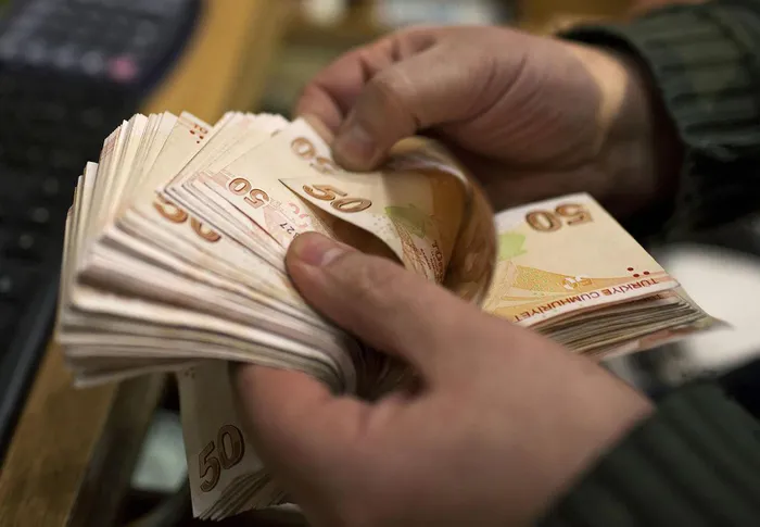 47-milyon-emekli-icin-duyuru-yapildi-29-aralik-tarihinde-iban-hesabina-yatacak-sgk-bag-kur-odeme-takvimi-1703777897434.jpg 29 Aralık tarihinde IBAN hesabına yatacak! 4.7 milyon emekli için duyuru yapıldı! SGK BAĞ-KUR ödeme takvimi-4