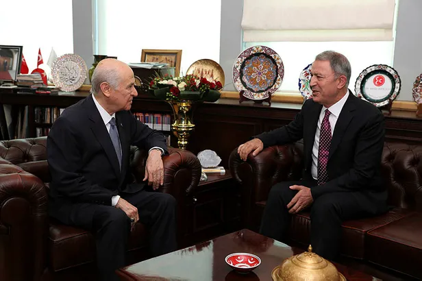 Son dakika haberi: Bakan Akar'dan Bahçeli'ye ziyaret-1