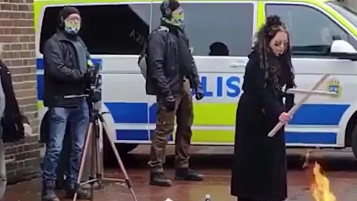 İsveç’te Kur’an yakan Jade Sandberg’e nefret suçundan ertelenmiş hapis ve para cezası