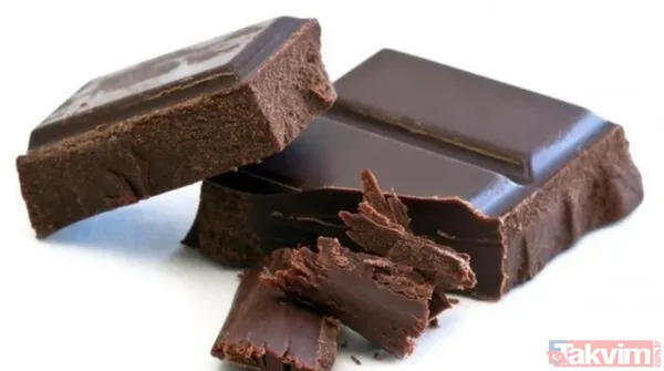 Bitter Çikolata: İçerdiği L-Arginine aminoasiti sayesinde testosteron miktarının artmasını sağlamaktadır.