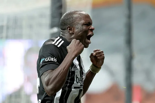 Beşiktaş'ın golcüsü Vincent Aboubakar'dan flaş sözleşme açıklaması