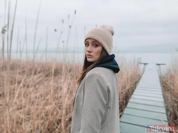 Gizem Karaca paylaştı annesini gören inanamadı! Münevver Karaca güzelliğiyle kızını solladı ‘Annesi değil ablası sandım’ - 1