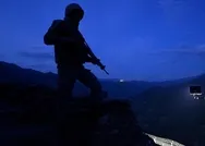 Son dakika: PKKda çözülme sürüyor! 3 terörist daha güvenlik güçlerine teslim oldu