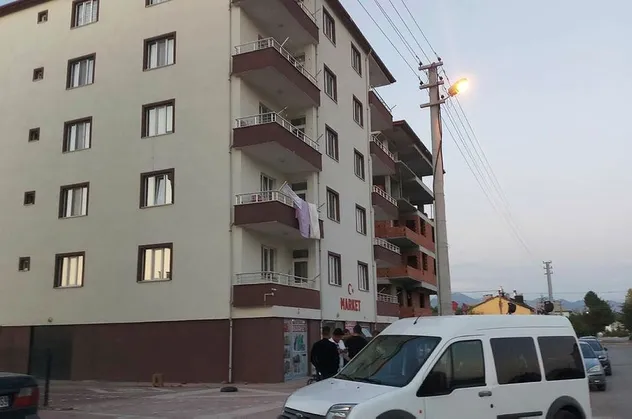 Konya’da şüpheli ölüm! 3. kattan düşen kadın hayatını kaybetti