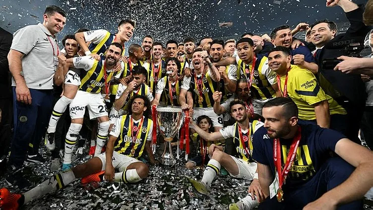 61. Ziraat Türkiye Kupası, Fenerbahçe'nin ellerinde havalandı