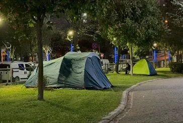 İstanbul’da çadırlarda 48 saatlik deprem nöbeti!