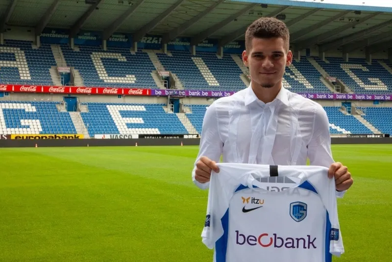 son-dakika-haberi-galatasarayin-transfer-etmek-istedigi-yildiz-futbolcuda-flas-gelisme-beklenen-haber-geldi-1716476585581.jpeg Son dakika haberi! Galatasaray'ın transfer etmek istediği yıldız futbolcuda flaş gelişme... Beklenen haber geldi-10