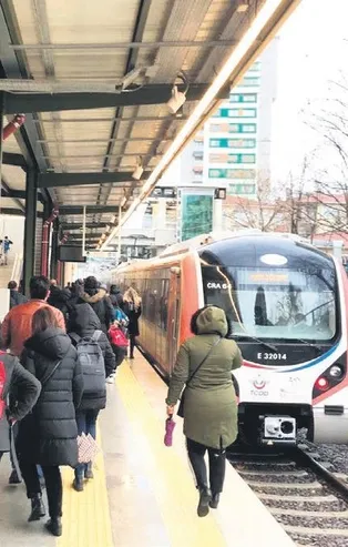 Gebze-Halkalı hattı vatandaşlardan tam not aldı