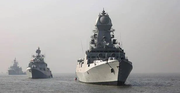 Fransa BAE'ye 2 fırkateyn sattı