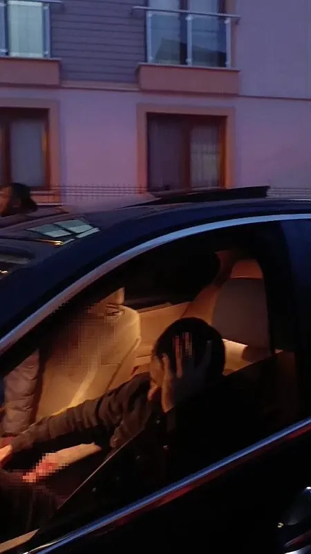 Körfez’de kıskançlık dehşeti: Arkadaşını direksiyon başında bıçaklayarak öldürdü-3