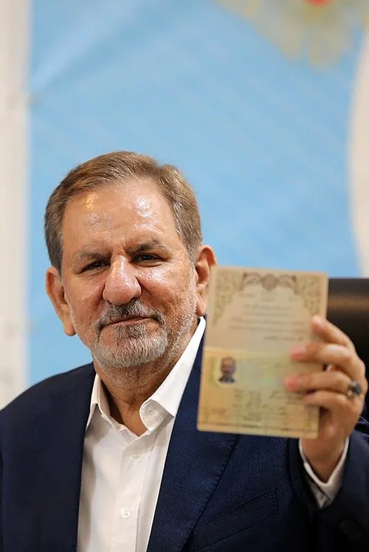 İran'da adaylar belli oldu! Eski Cumhurbaşkanı Yardımcısı ile eski kadın Milletvekili de ilan etti: Seçim iptal edilecek mi?-1