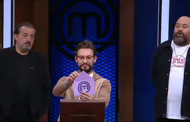 Masterchef Somer Sivrioğlu Mehmet Yalçınkaya kanlı bıçaklı oldu Danilo Zanna gidicekti o gidiyor! Araya para girdi 'ya o ya ben'-3