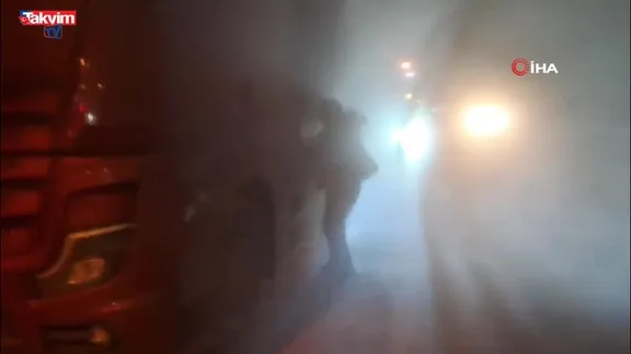 Malatya'da seyir halindeki tır alev aldı