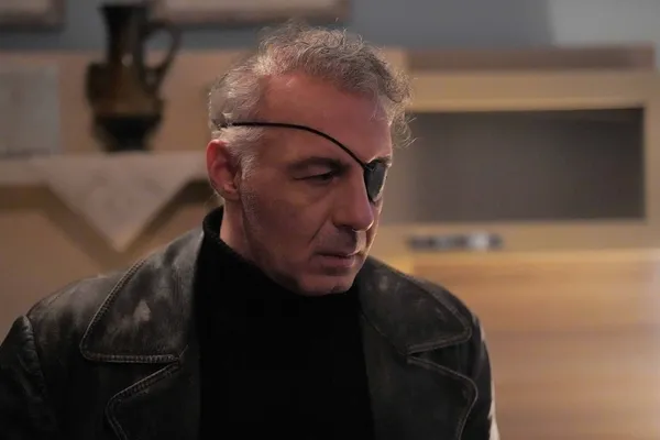 Ateş Kuşları 11. bölüm 2. fragmanı yayınlandı: “Benim yeğenim nerede? Lara Eyüboğlu nerede!”-2