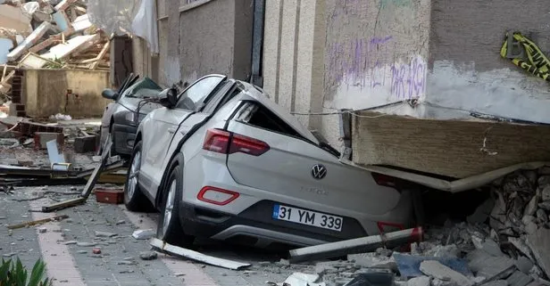 Deprem felaketinde 5 otomobil 50 kişinin hayatını kurtardı