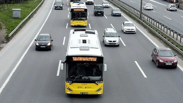 tam-kapanmada-otobus-metro-metrobus-iett-vapur-calisiyor-mu-cumartesi-pazar-otobus-var-mi-1619860075824.jpg Tam kapanmada otobüs, metro, metrobüs, İETT, vapur çalışıyor mu? Cumartesi Pazar otobüs var mı?-4