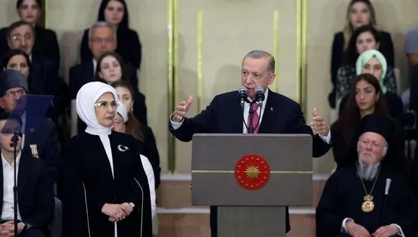 yuzyilin-yemini-baskan-erdogan-mazbatasini-aldi-goreve-basladi-1685824915244.jpeg