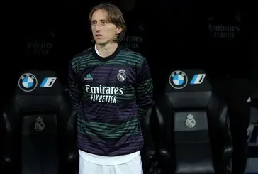 Real Madrid Modric’in sözleşmesini bir yıl uzattı