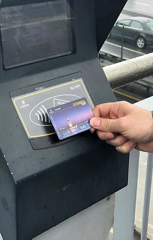 CHP'li İBB'nin yüzde 79'luk metrobüs zammına vatandaşlardan tepki: Anamızı ağlattılar