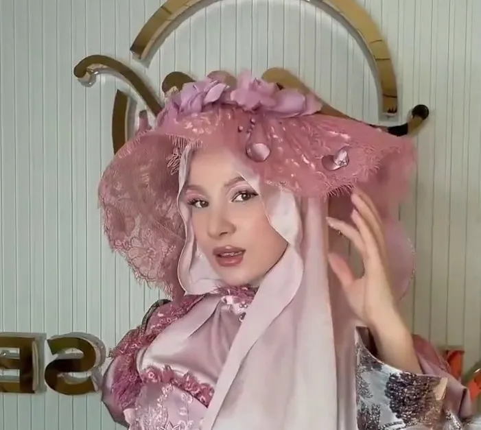 sozde-fenomen-fatma-soydas-tutuklandi-1784837221549.jpeg Fatma Soydaş neden tutuklandı? Sosyal medyada tepki çeken paylaşımlar pahalıya patladı!-8