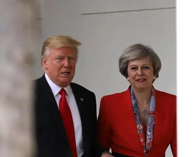 Trump’ın fino köpeği değilim