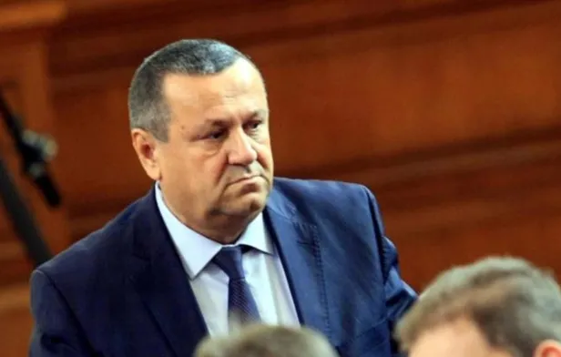 Bulgaristan milletvekili Hasan Ademov koronavirüse yakalandı-1