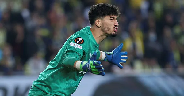 Son dakika Fenerbahçe haberleri... Altay Bayındır’ın dikkat çeken istatistiği! Kalede devleşti