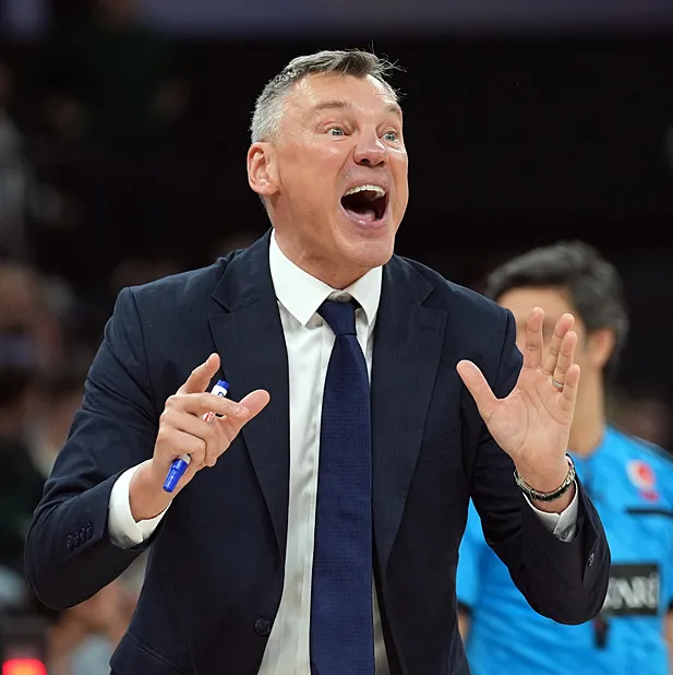 Sarunas Jasikevicius yılın koçu seçildi!