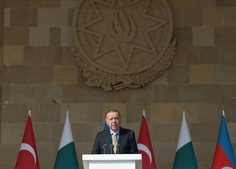 Başkan Erdoğan, Azerbaycan'ın Zafer Günü Töreni'ne katıldı. (DHA)