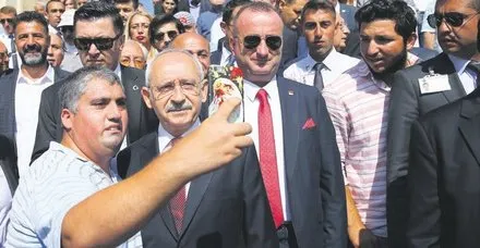 Kavga afişe oldu