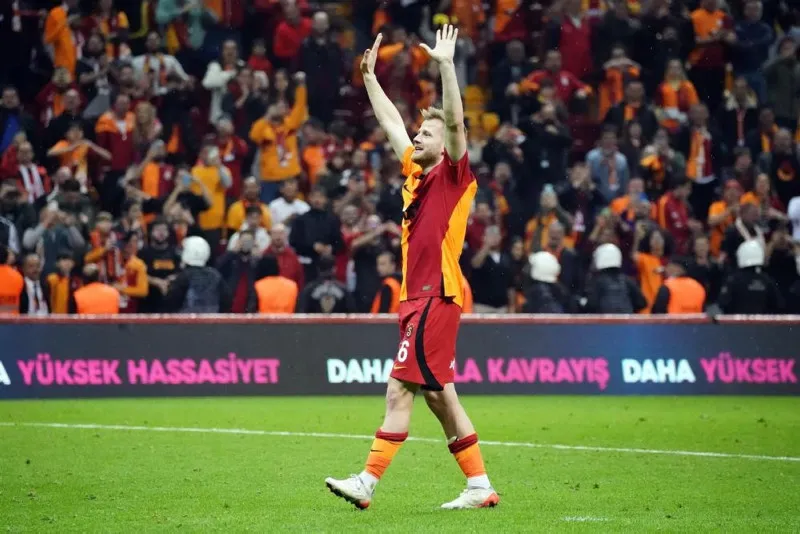 GALATASARAY TRANSFER HABERLERİ | Galatasaray'da bir ayrılık daha! Midtsjö'nün ardından... - 9