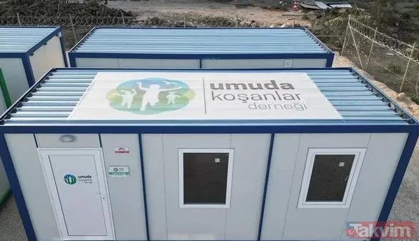 Gece Gündüz Çalışıyoruz Ünlü Oyuncu Gamze Özçelik, Yüzyılın Afetinin İlk Gününden Beri Deprem Bölgesinde Görev Alıyor. Özçelik, Şimdi De Konteyner Kent...