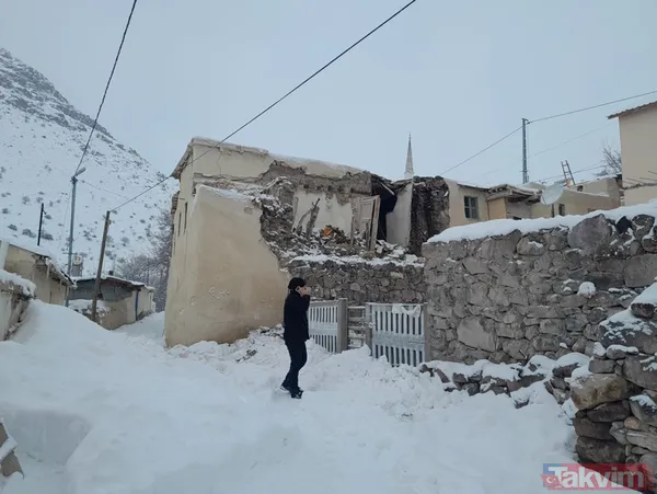 Malatya Akçadağ'daki kerpiç evler ağır hasar gördü! Bölgeden kare kare yıkım görüntüleri - 5