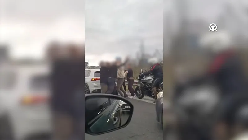 Ümraniye'de trafikte kavga: Sürücülere 360 bin tl ceza kesildi-3