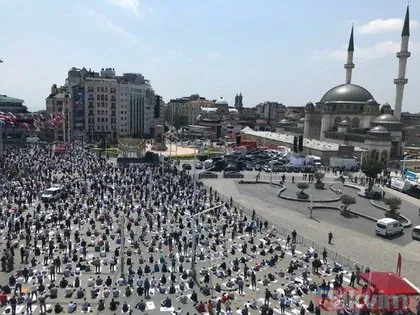 27 yıllık hayal gerçek oldu! Taksim Camii ibadete açıldı! Vatandaş Taksim Meydanı’nı doldurdu