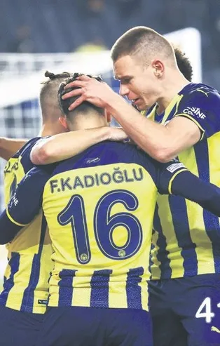 Fenerbahçe Konferans Ligi'nde kritik virajda! Kendi evinde kaybettiği Prag'a karşı deplasmana gidiyor