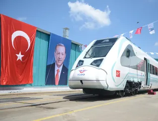 Milli elektrikli trenin gelecek yıl raylarda olması hedefleniyor