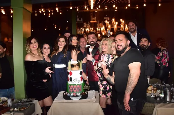 evren-yaslak-yeni-yasinda-cemiyet-hayatini-bulusturdu-1617031638002.jpeg Evren Yaşlak yeni yaşında cemiyet hayatını buluşturdu-3