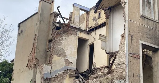 İstanbul Fatih’te 2 katlı binada çökme