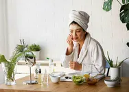 2 yemek kaşığı yeterli! Siyah noktaları 20 dakikada silgi gibi parçalıyor